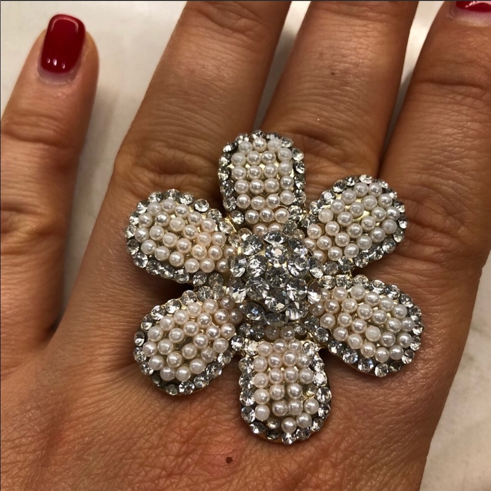 Anthropology gorgeous flower Swarovski pearl ring